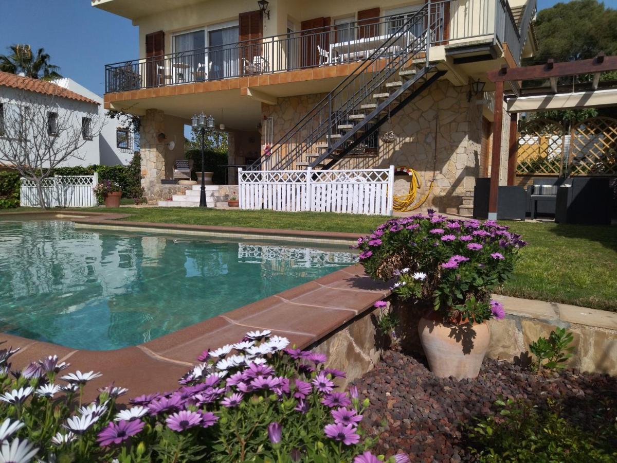 Sunny Holiday Home Creixell Dış mekan fotoğraf